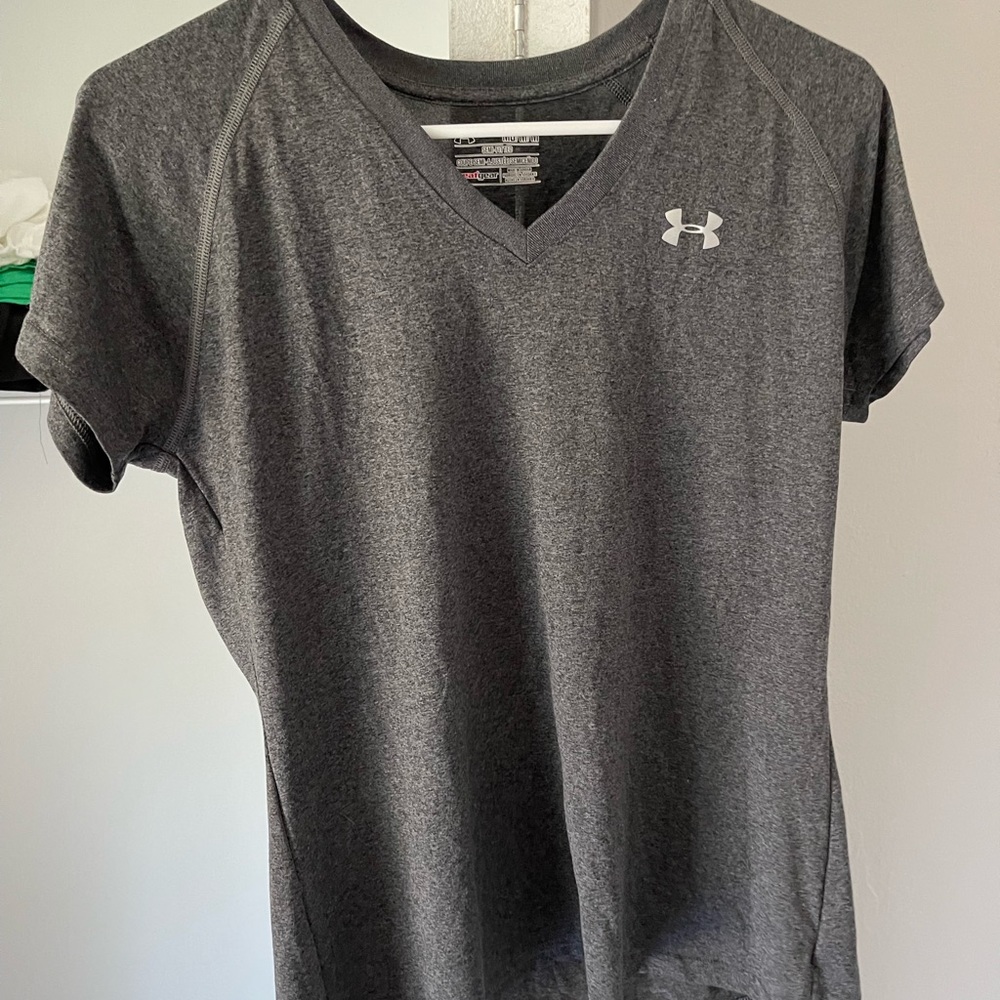 Under armor dri-fit v-neck